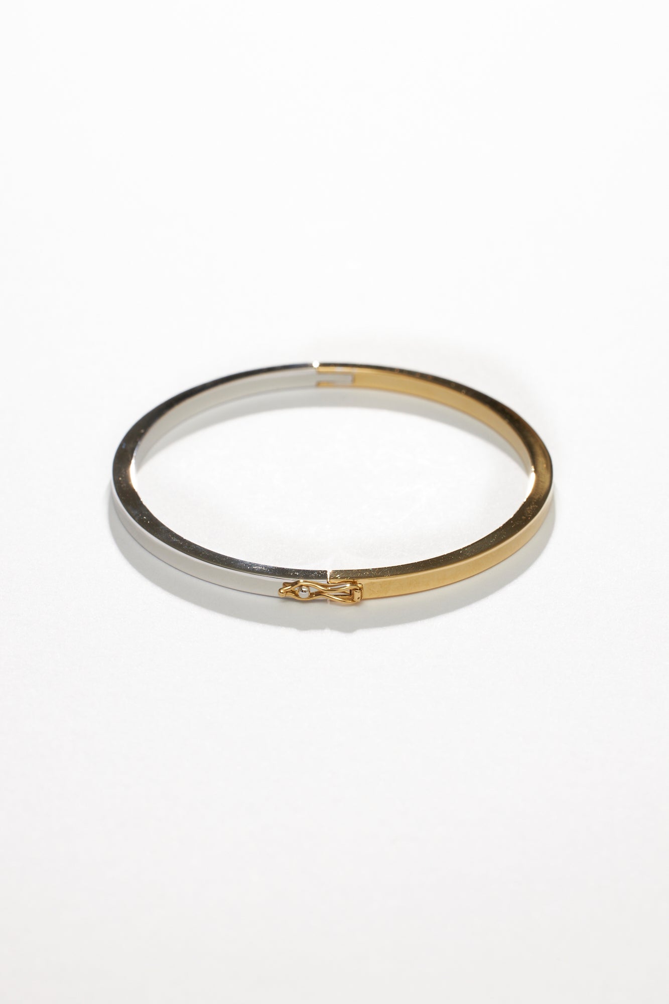 the intersection bracelet 18 ct